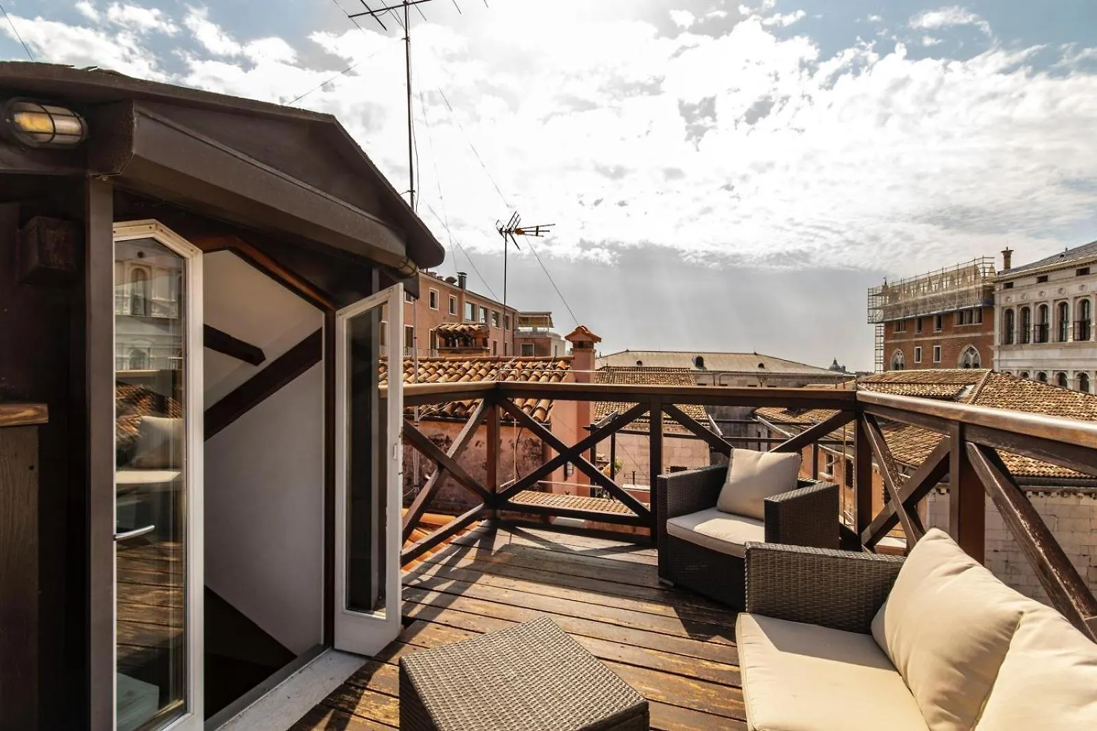 Comecasa 5 Min Walk From San Marco Apartment With Beautiful Roof Terrace 威尼斯 意大利
