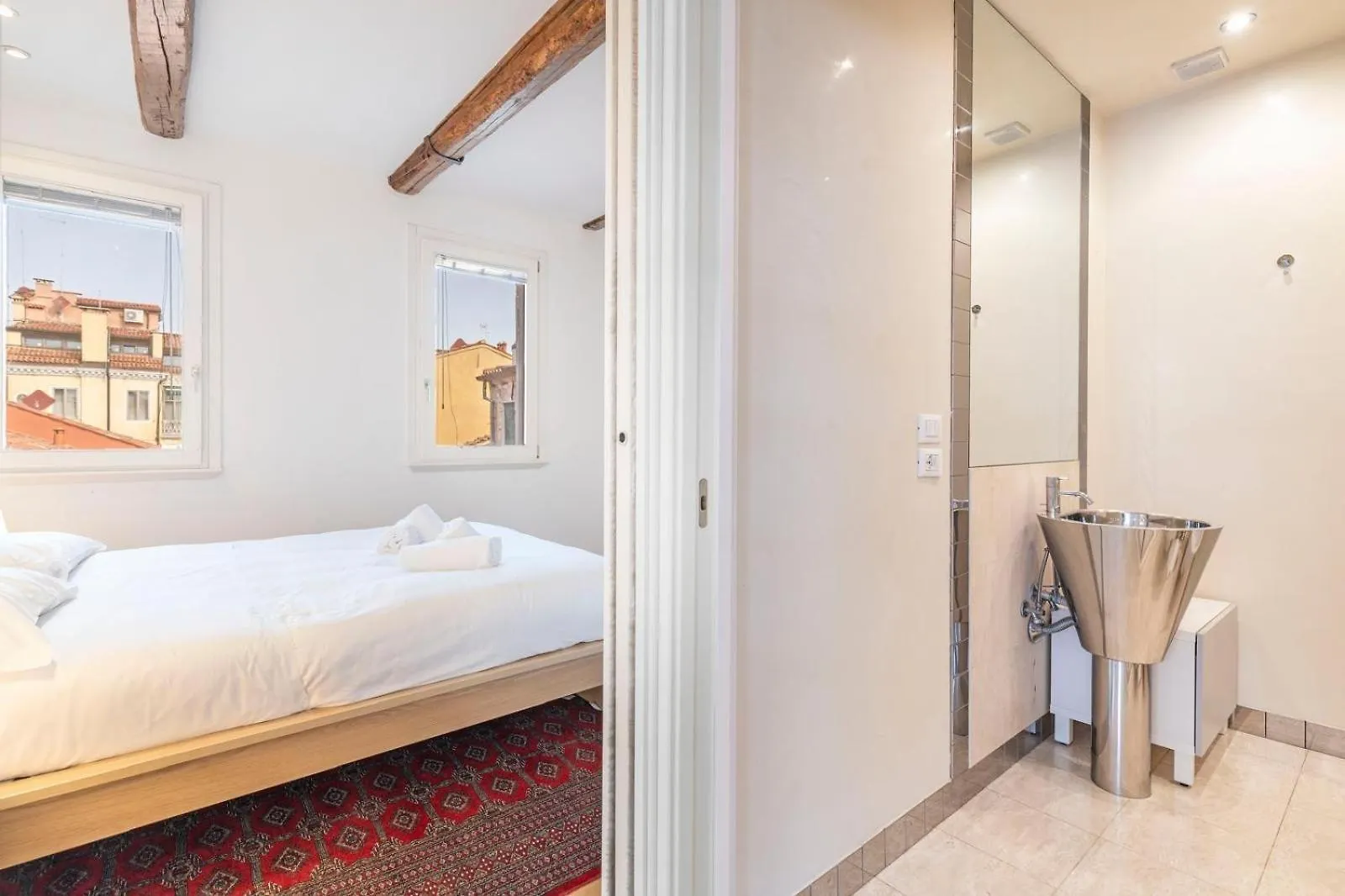 Comecasa 5 Min Walk From San Marco Apartment With Beautiful Roof Terrace Venedig 0*,  Italien