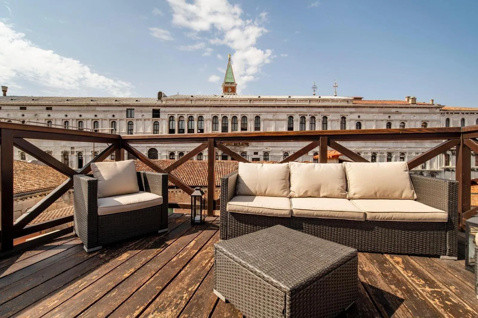 Comecasa 5 Min Walk From San Marco Apartment With Beautiful Roof Terrace ヴェネツィア